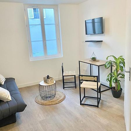 Studios Charmants Cosy A 5 Minutes Du Centre-Ville Bourges Esterno foto