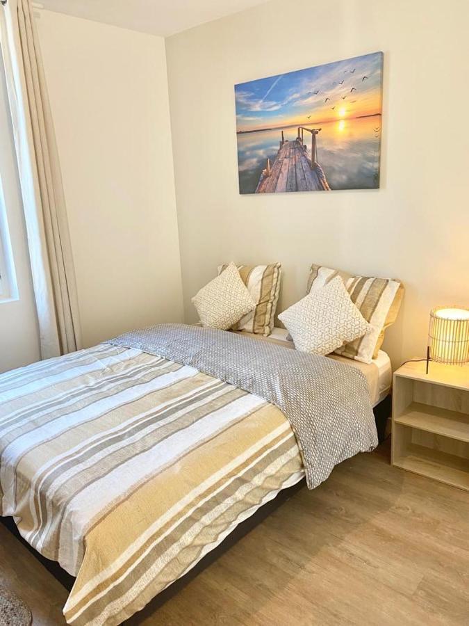 Studios Charmants Cosy A 5 Minutes Du Centre-Ville Bourges Esterno foto